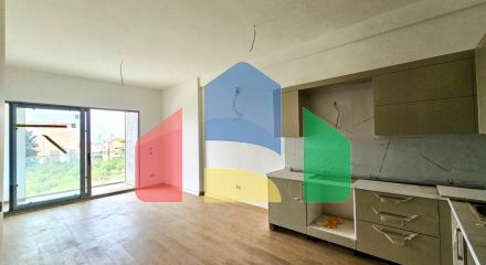 2 bedroom apartment in a complex with a swimming pool in Bar