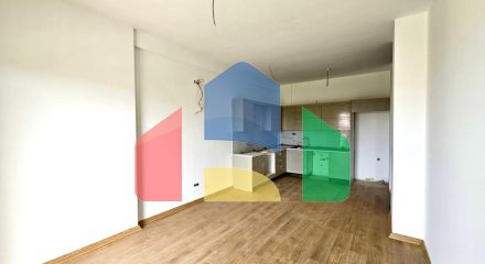 2 bedroom apartment in a complex with a swimming pool in Bar