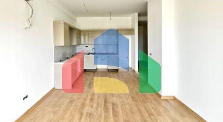 2 bedroom apartment in a complex with a swimming pool in Bar