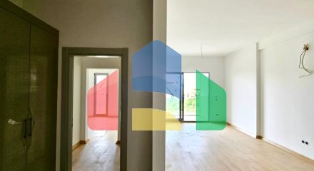 Квартира с 2 спальнями в комплексе с бассейном в Баре