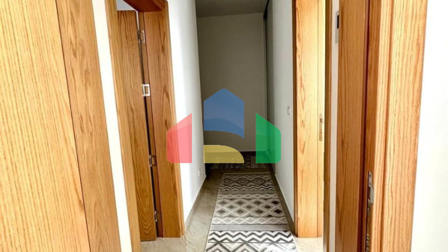 Квартира с 1 спальней и видом на море с гаражом и кладовыми