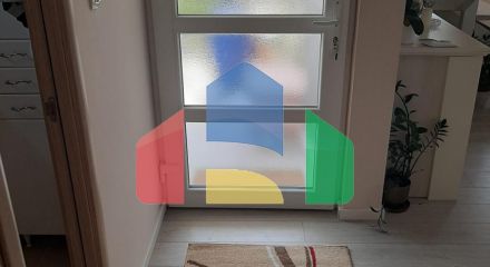 Трехэтажный дом с гаражом и благоустроенным двором в Баре