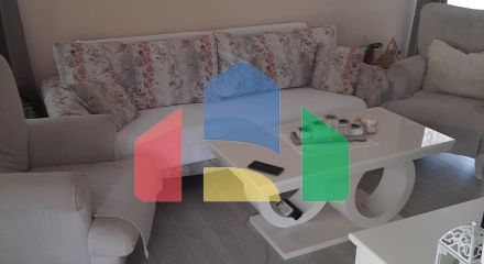 Трехэтажный дом с гаражом и благоустроенным двором в Баре