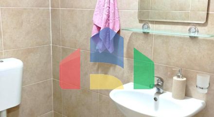 Квартира с 2 спальнями, в доме с центральным горячем водоснабжением в Баре.