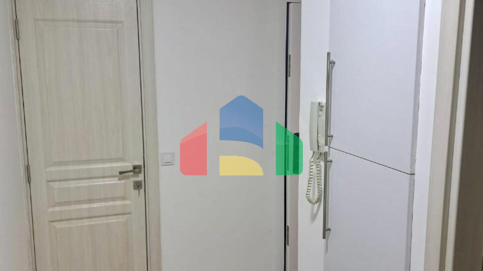 Квартира с 2 спальнями в центре Бара по очень хорошей цене, не далеко от моря.