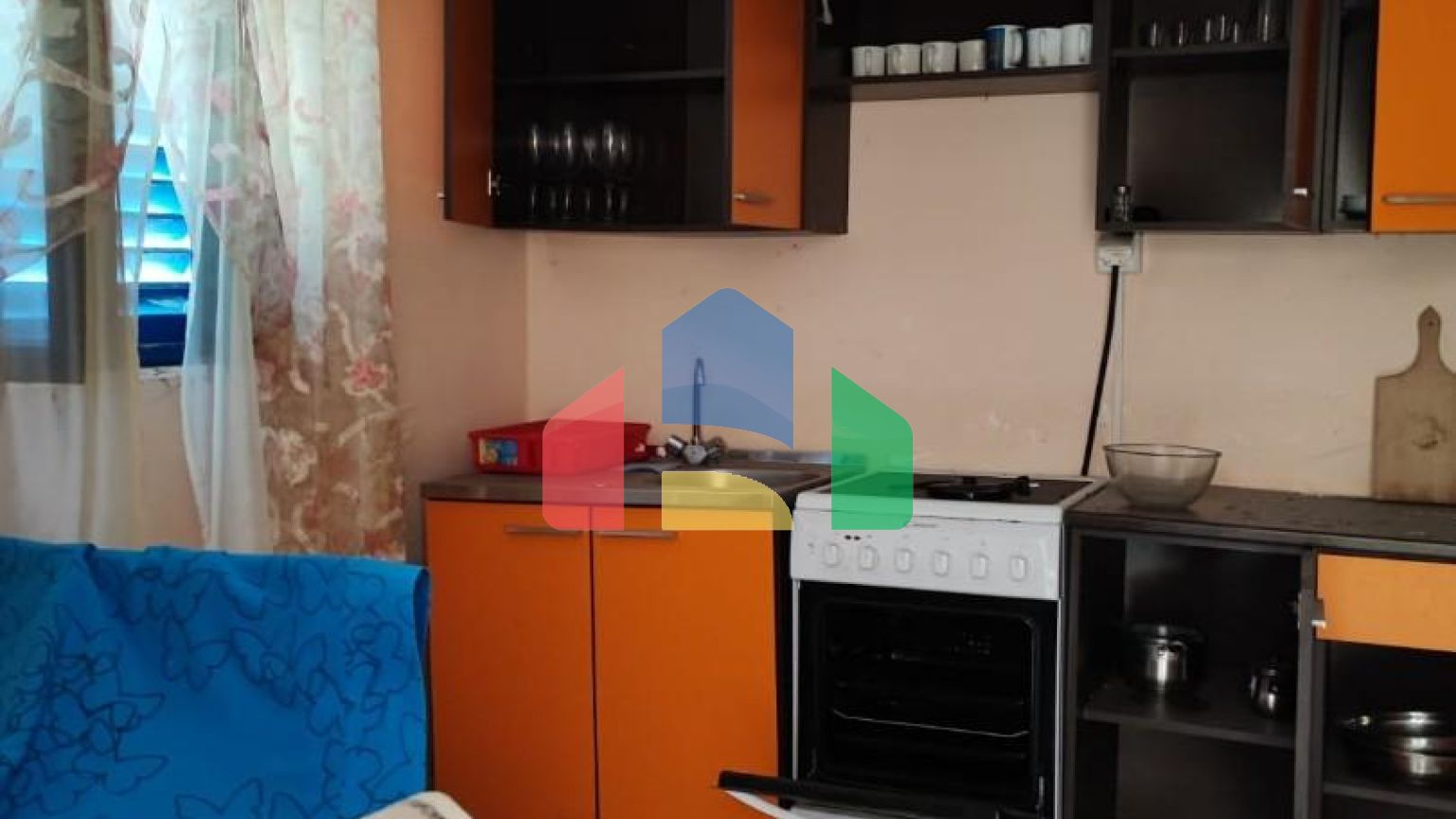 Дом в Шушани с видом на море под реконструкцию