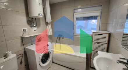 Предлагается к продаже дом в городе Бар, Черногория, район Зеленый пояс.