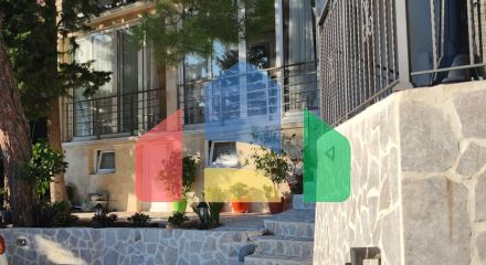 Предлагается к продаже дом в городе Бар, Черногория, район Зеленый пояс.