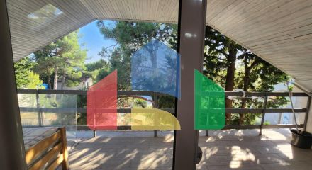 Предлагается к продаже дом в городе Бар, Черногория, район Зеленый пояс.