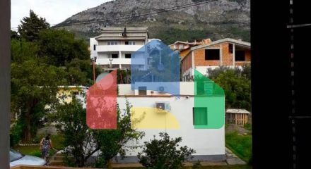 In the city of Bar, in the Shushan district, a large house is for sale.