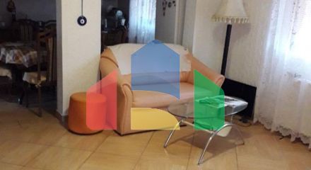 В городе Бар, в районе Шушань продается большой дом.