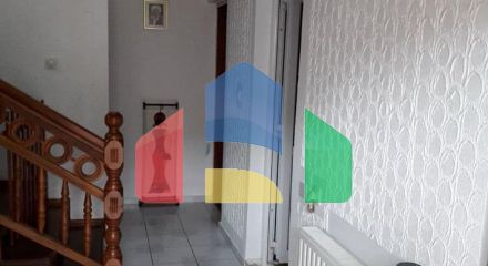 В городе Бар, в районе Шушань продается большой дом.