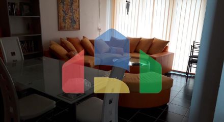 В городе Бар, в районе Шушань продается большой дом.