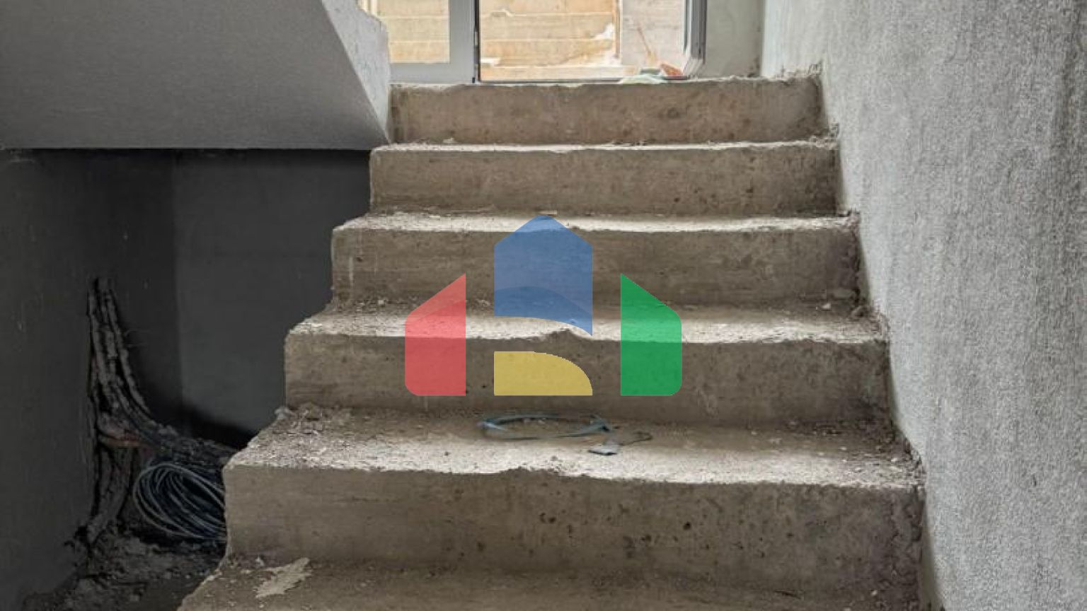 Продаются квартиры в небольшом клубном доме с бассейном в Баре, район Бьелеши – уют и комфорт рядом с морем