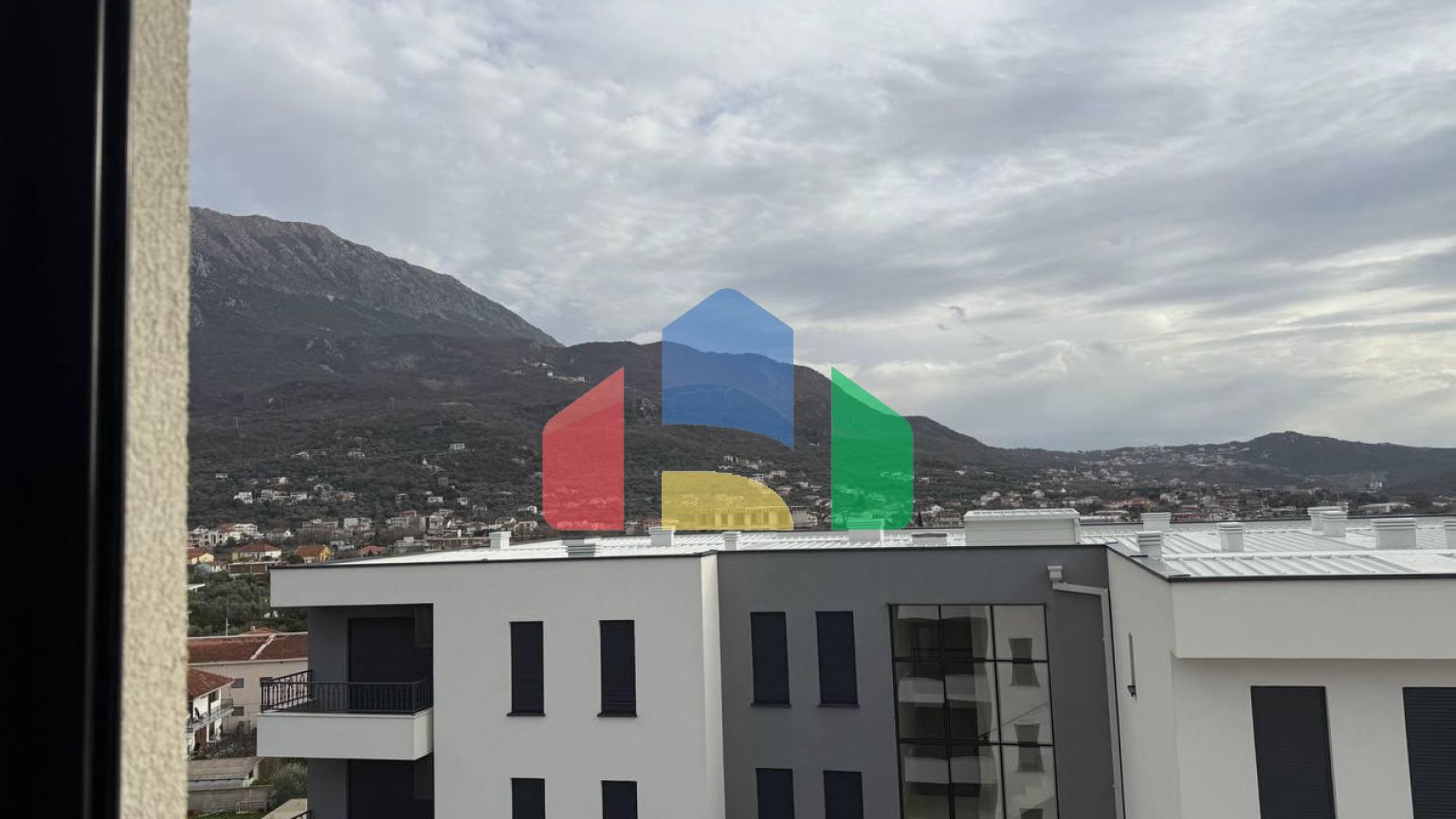 Продается квартира в новом доме в г. Бар, район Челуга