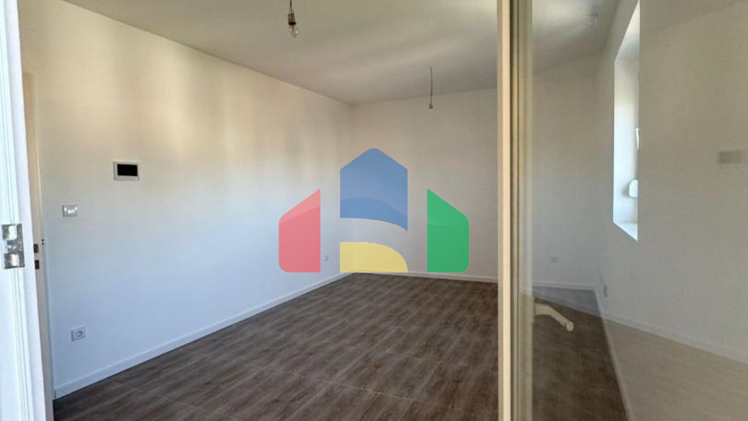 Срочная продажа. Снижение цены. Квартира 2 спальни в городе Бар, район Ильино