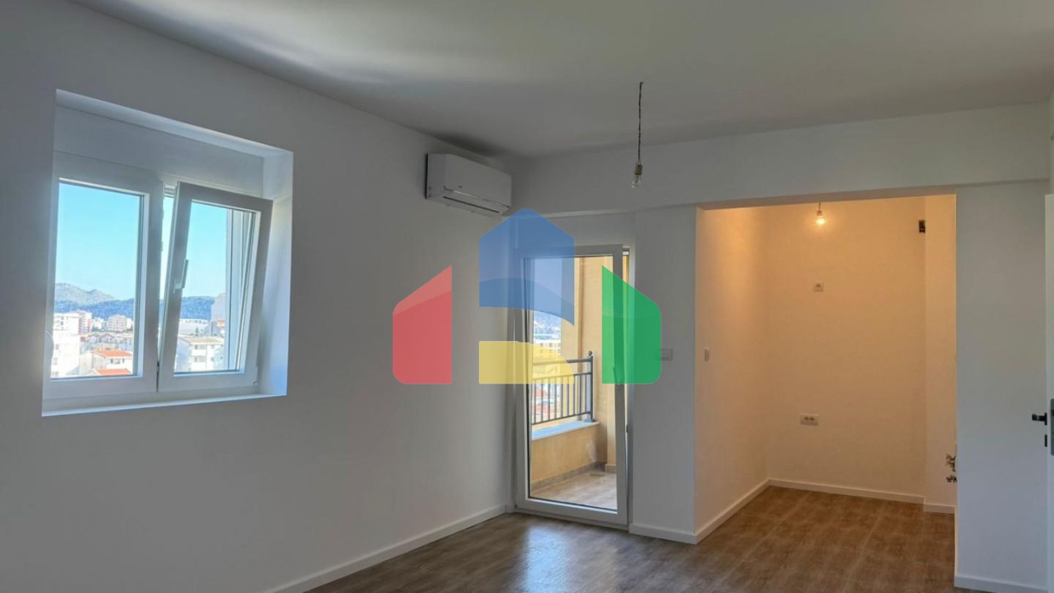 Срочная продажа. Снижение цены. Квартира 2 спальни в городе Бар, район Ильино