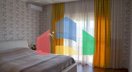 Идеальный дом с потрясающим видом для круглогодичного проживания с большим участком в Баре,  365.000 евро