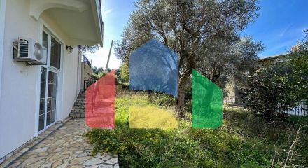 Продается коттедж в Баре, район Томба