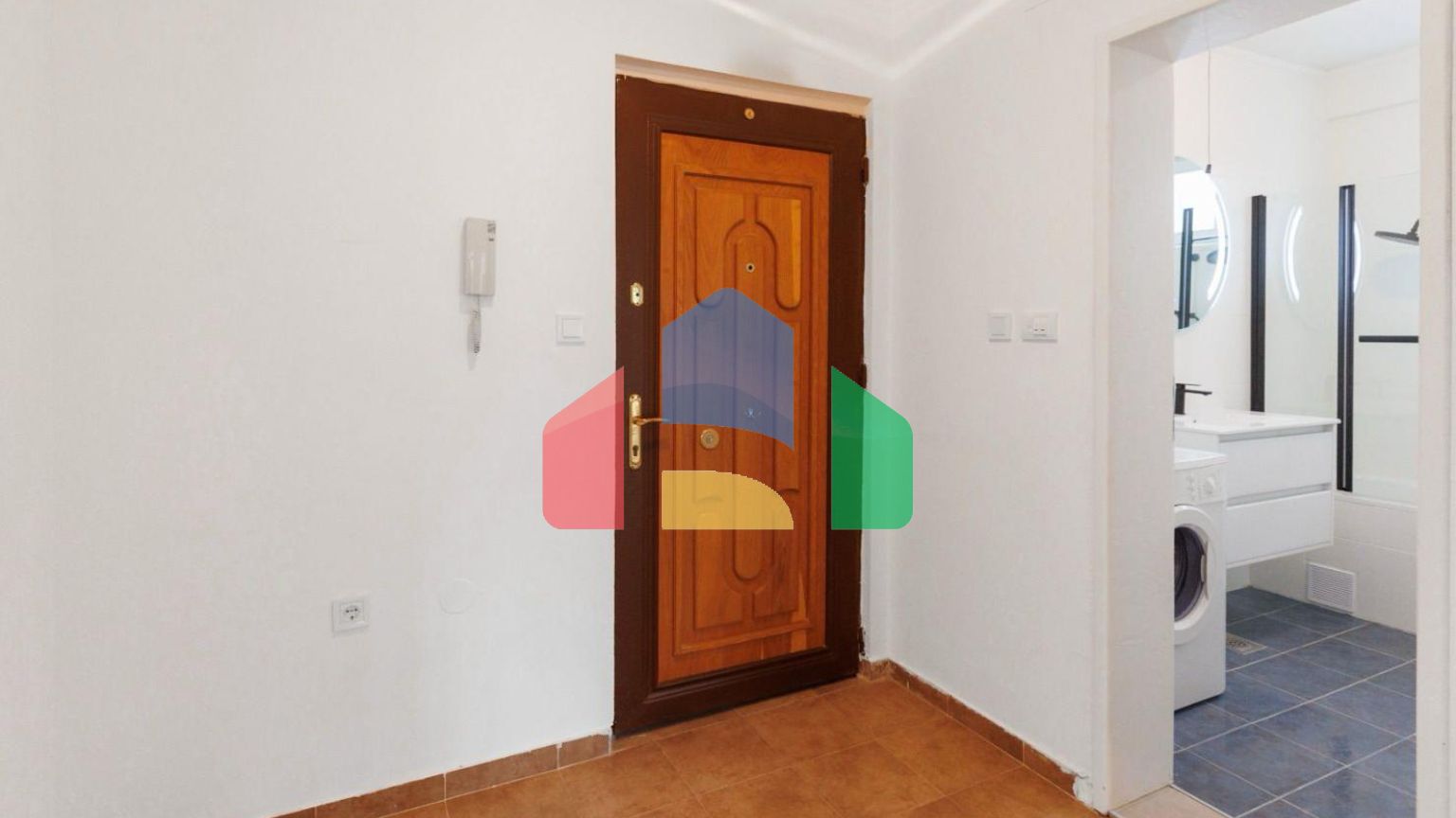 Продается стильная 1-комнатная квартира в центре Бара