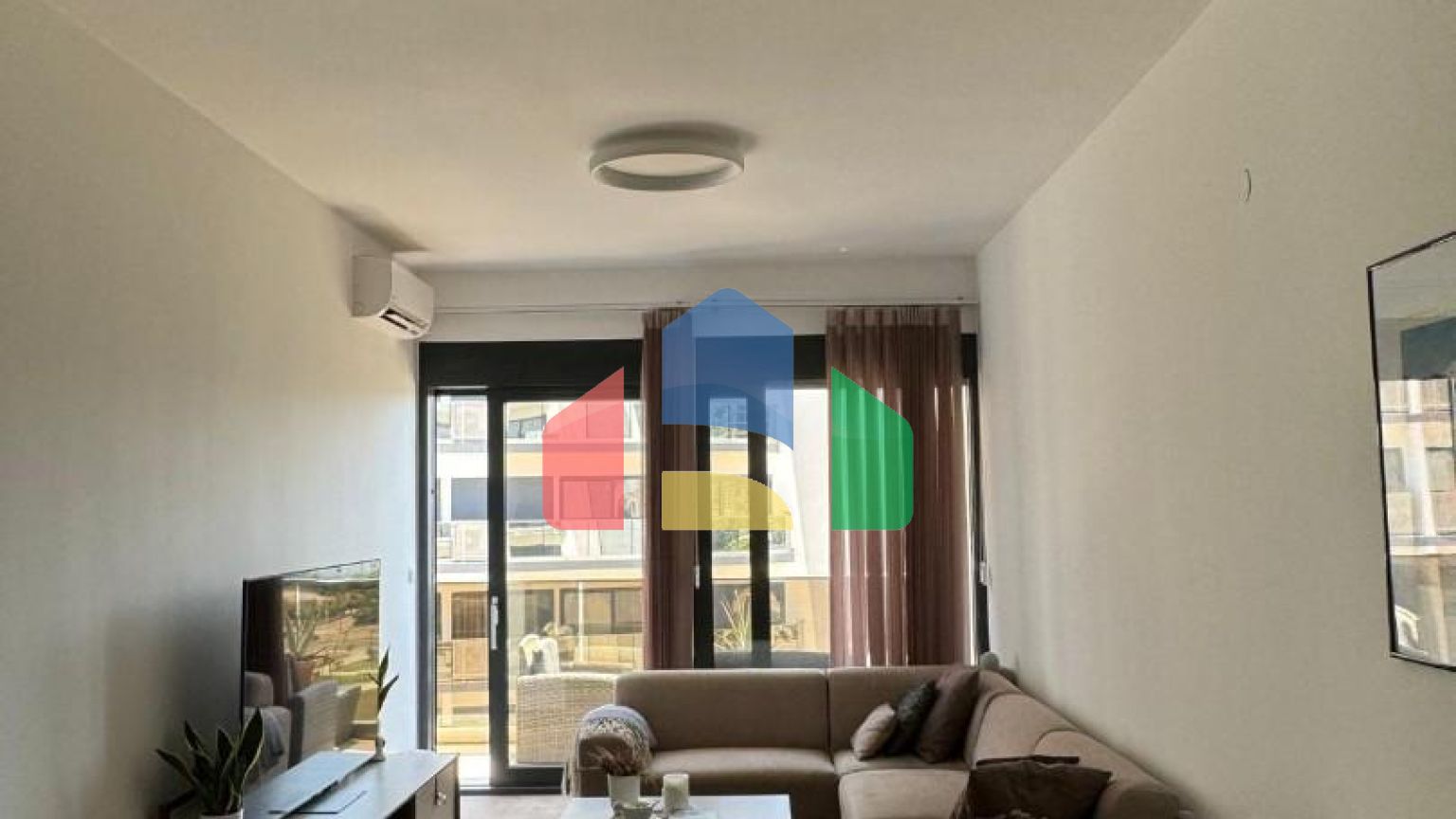 Квартира в Сохо Сити с 2 спальнями и видом на море