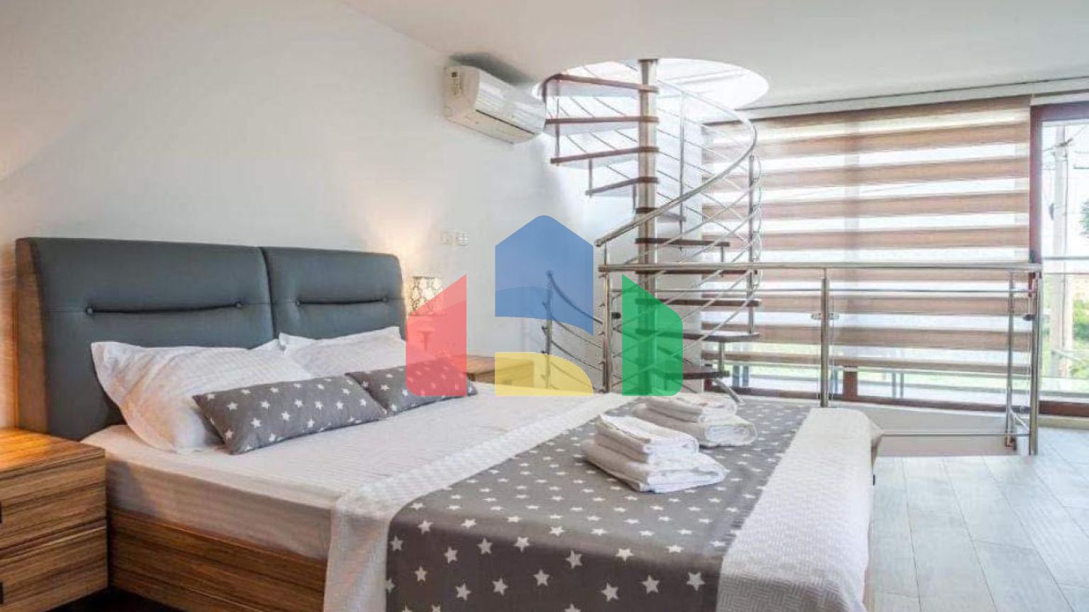 Дом для жизни и Вилла для бизнеса в Баре