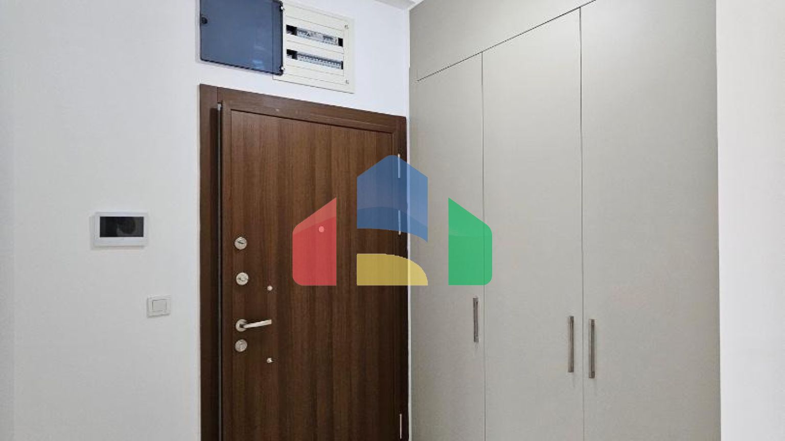 Квартира-студия с отельным сервисом в Баре