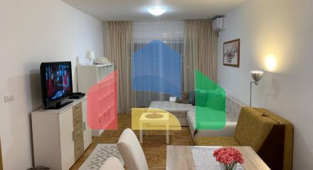 Spacious apartment with mountain view for sale