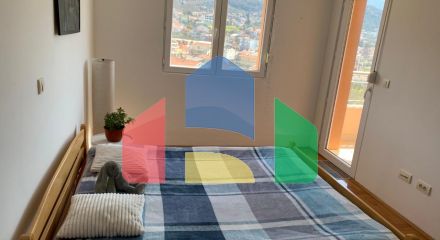 Spacious apartment with mountain view for sale