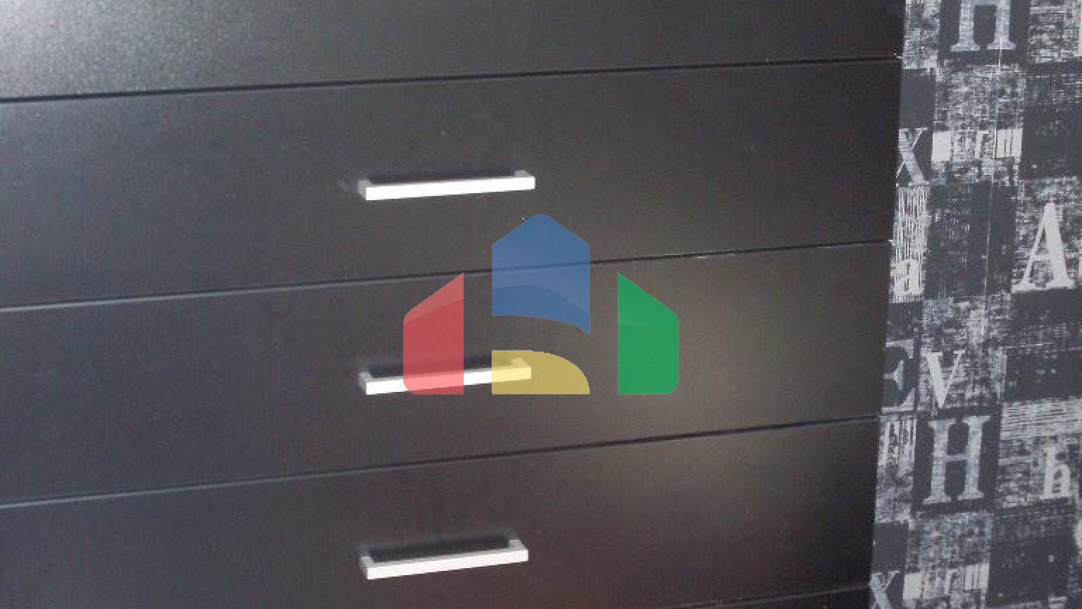 Трёхкомнатная квартира в центре Бара!