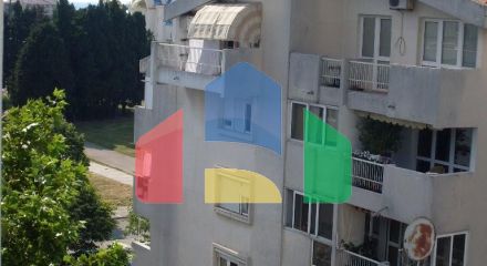 Трёхкомнатная квартира в центре Бара!