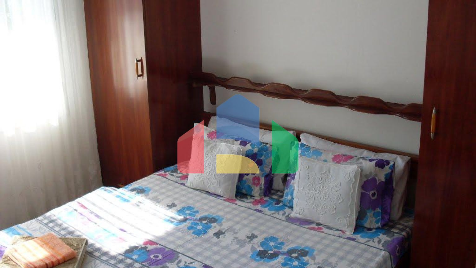 Трёхкомнатная квартира в центре Бара!