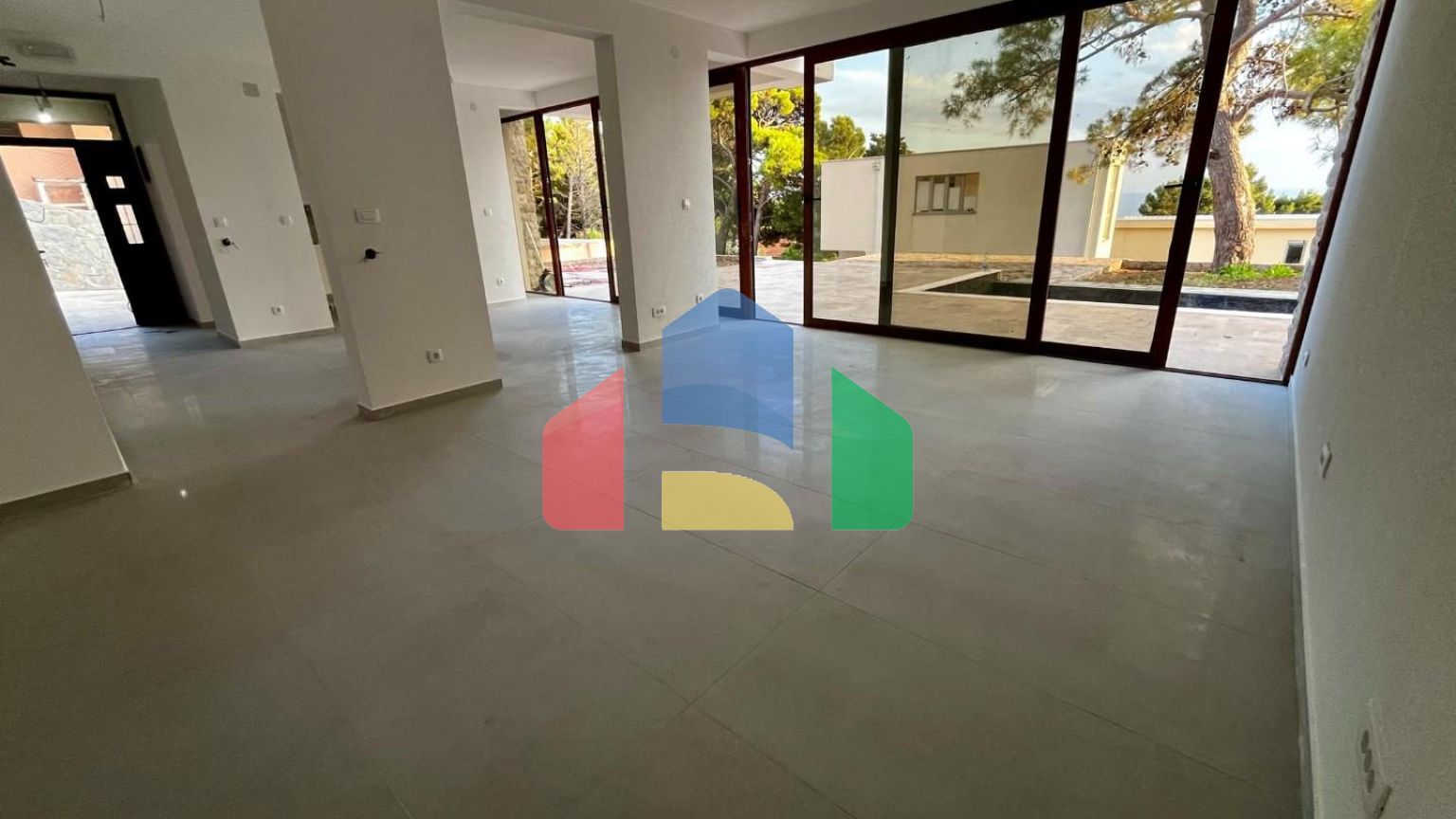 Новый дом в Баре, район Зелёный пояс