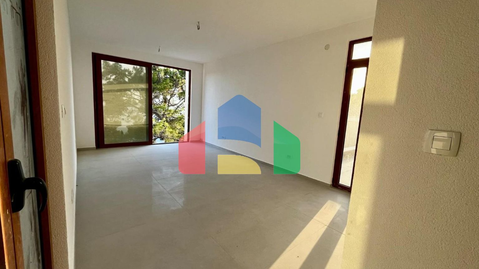 Новый дом в Баре, район Зелёный пояс