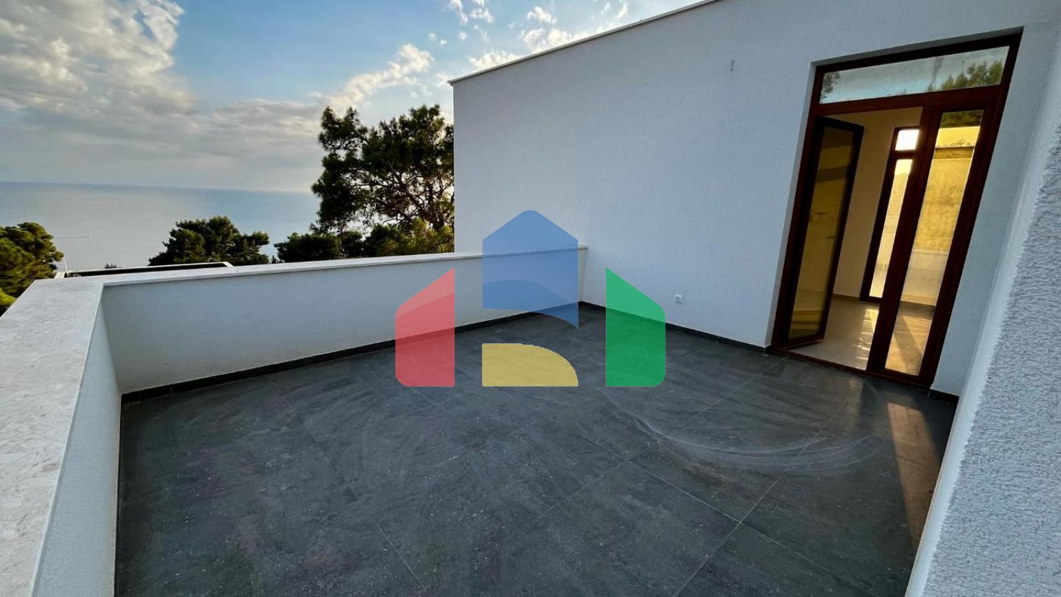 Новый дом в Баре, район Зелёный пояс