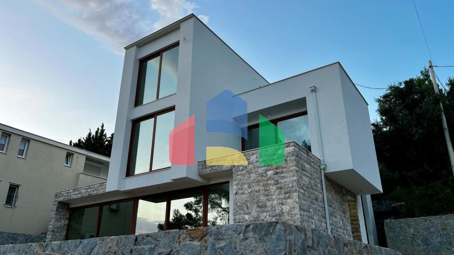 Новый дом в Баре, район Зелёный пояс