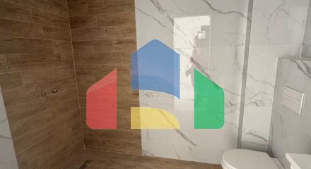 Уютная студия с видом на море в центре Бара