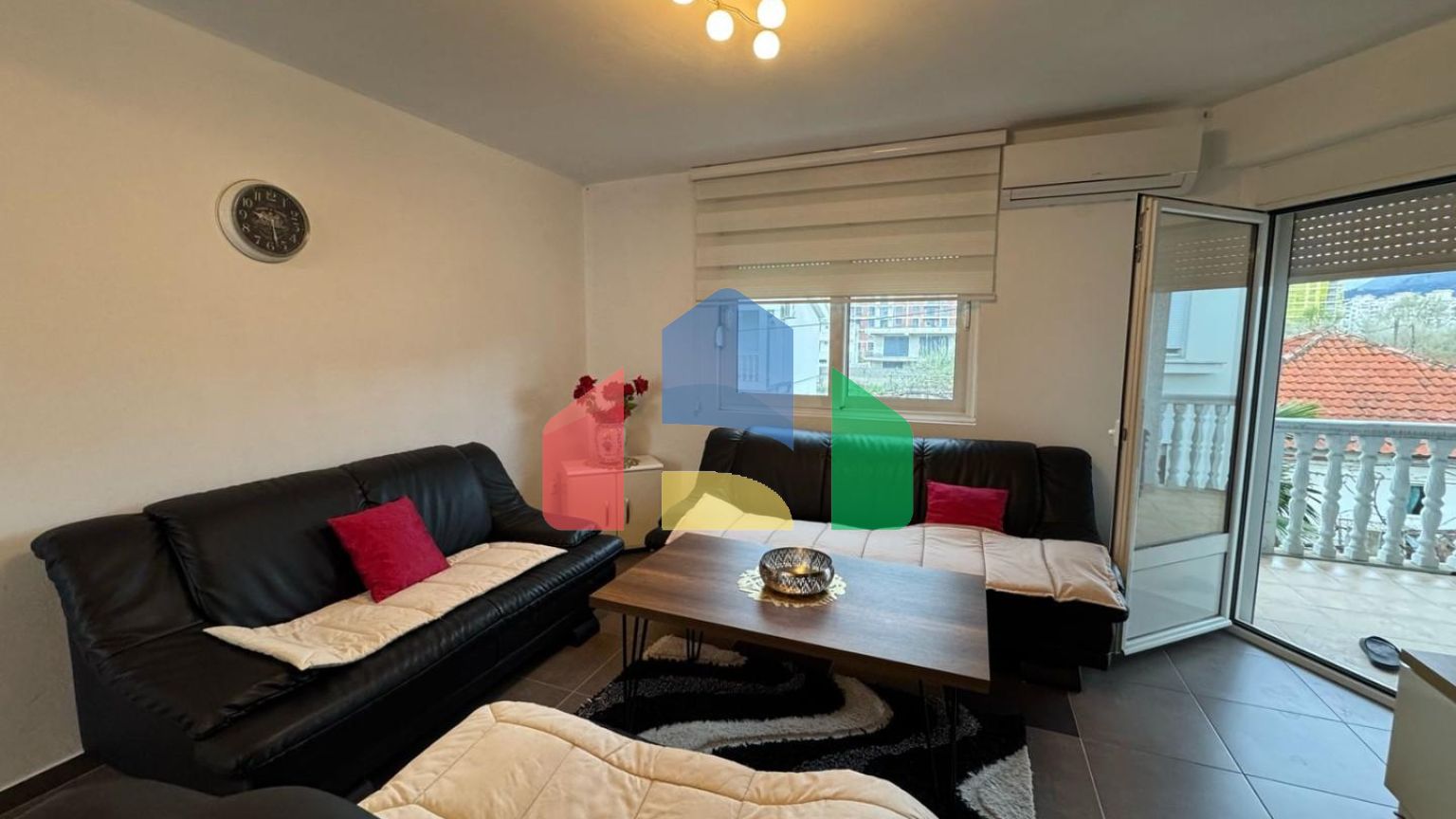 Продается просторный дом в районе Зеленого рынка, Бар