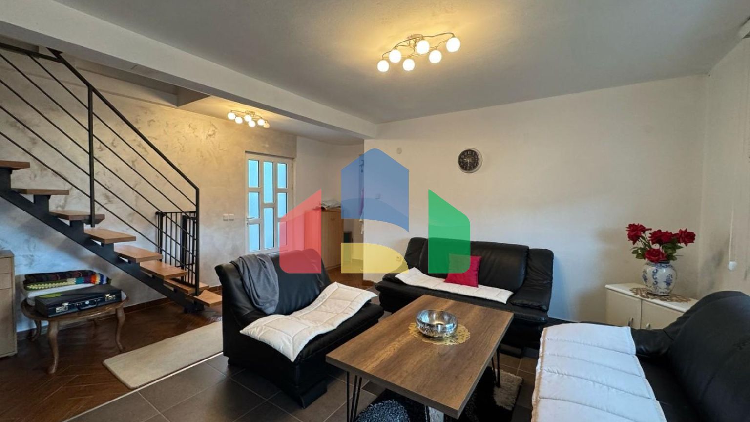 Продается просторный дом в районе Зеленого рынка, Бар