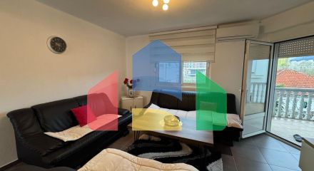 Продается просторный дом в районе Зеленого рынка, Бар