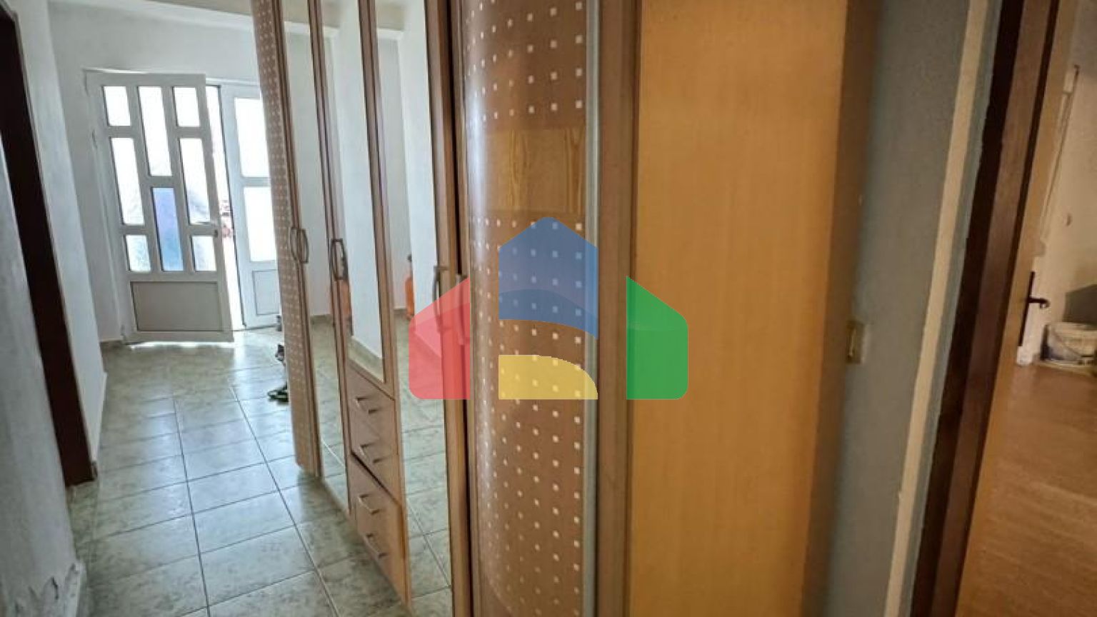 Продается просторный дом в районе Зеленого рынка, Бар