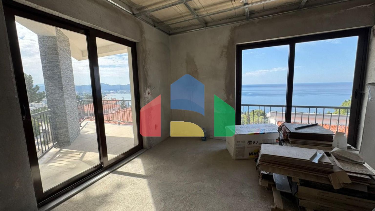 Продаётся новый дом с видом на море в Баре (Шушань, Зелёный пояс)