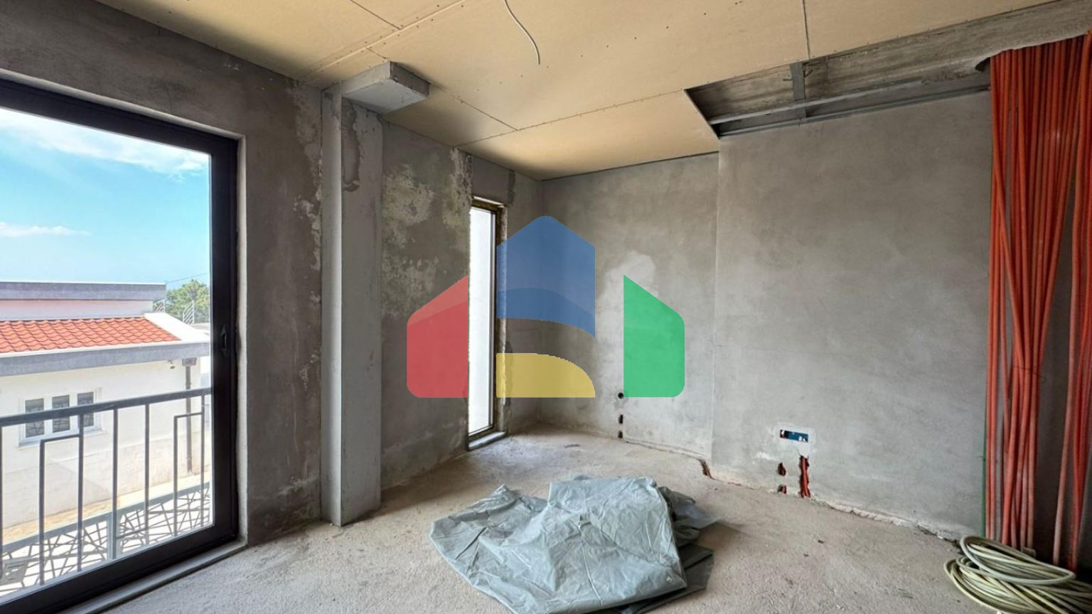 Продаётся новый дом с видом на море в Баре (Шушань, Зелёный пояс)