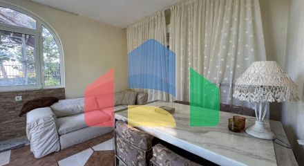 Бар, Шушань.Трёхэтажный дом с садом и видом на море. 365.000 €