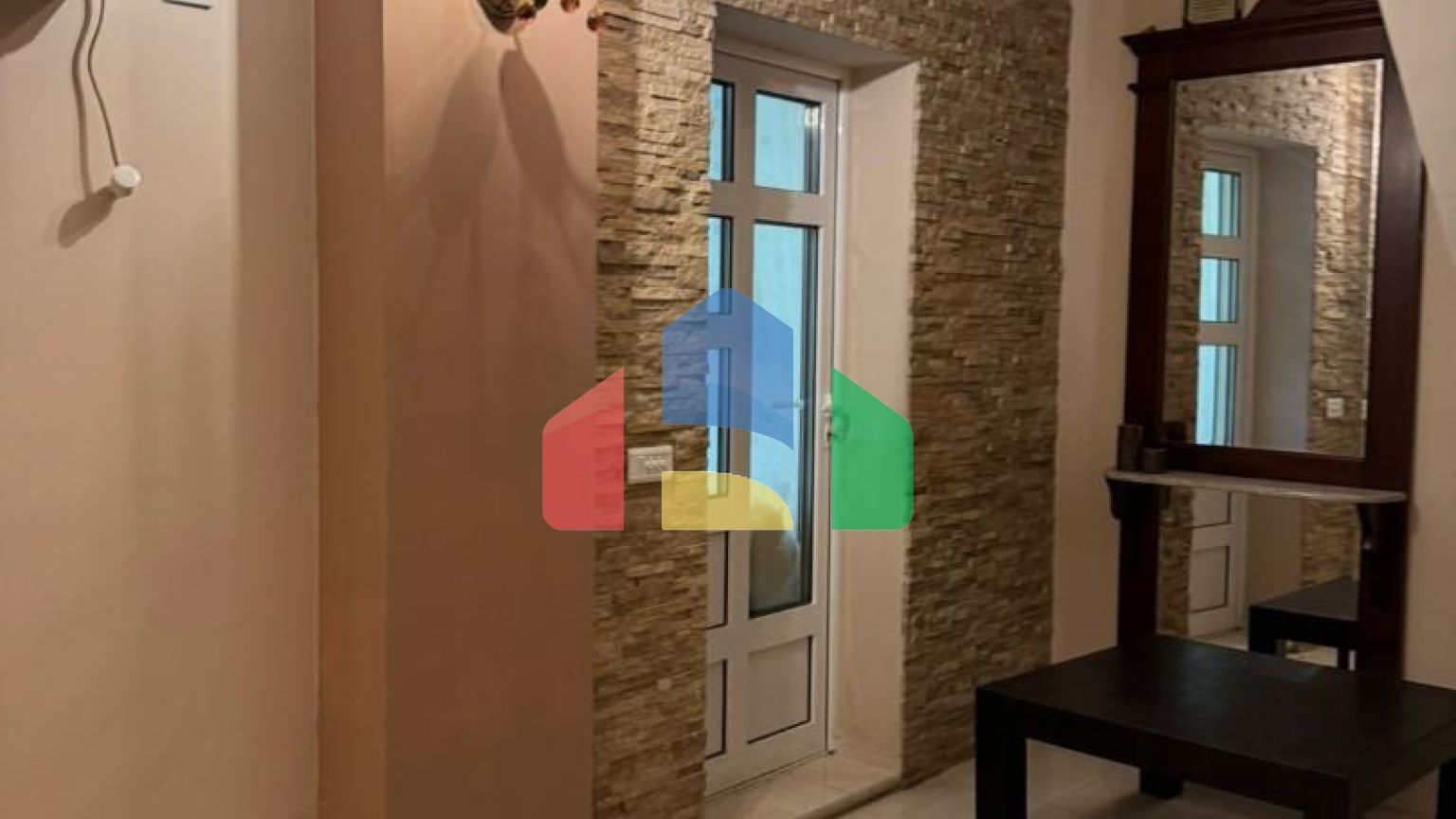 Бар, Шушань.Трёхэтажный дом с садом и видом на море. 365.000 €