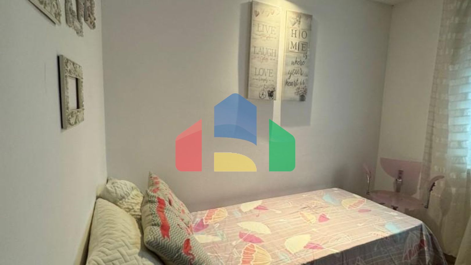 Бар, Шушань.Трёхэтажный дом с садом и видом на море. 365.000 €