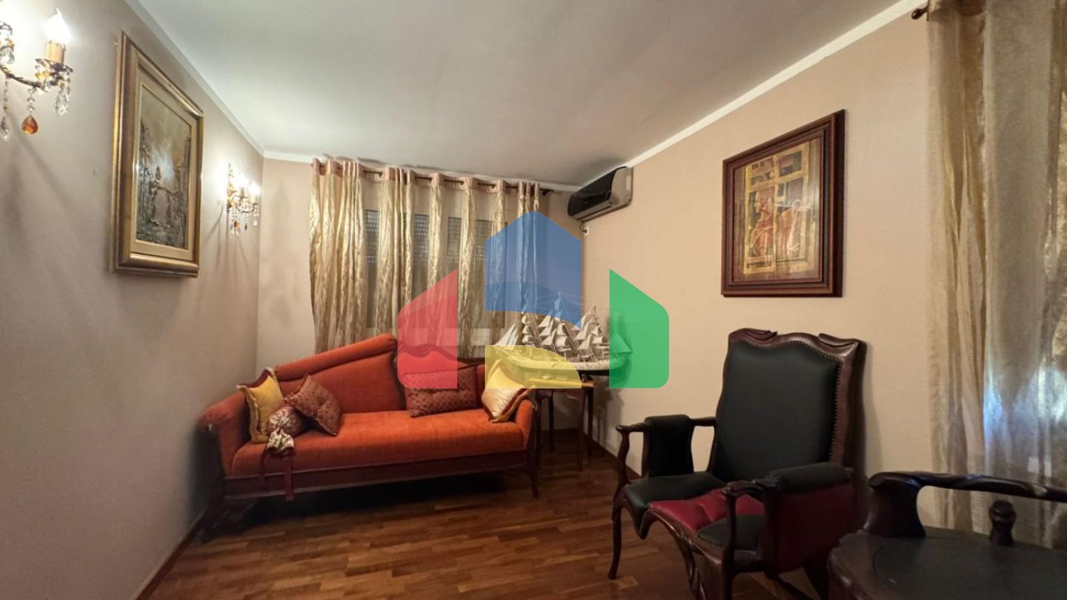 Бар, Шушань.Трёхэтажный дом с садом и видом на море. 365.000 €