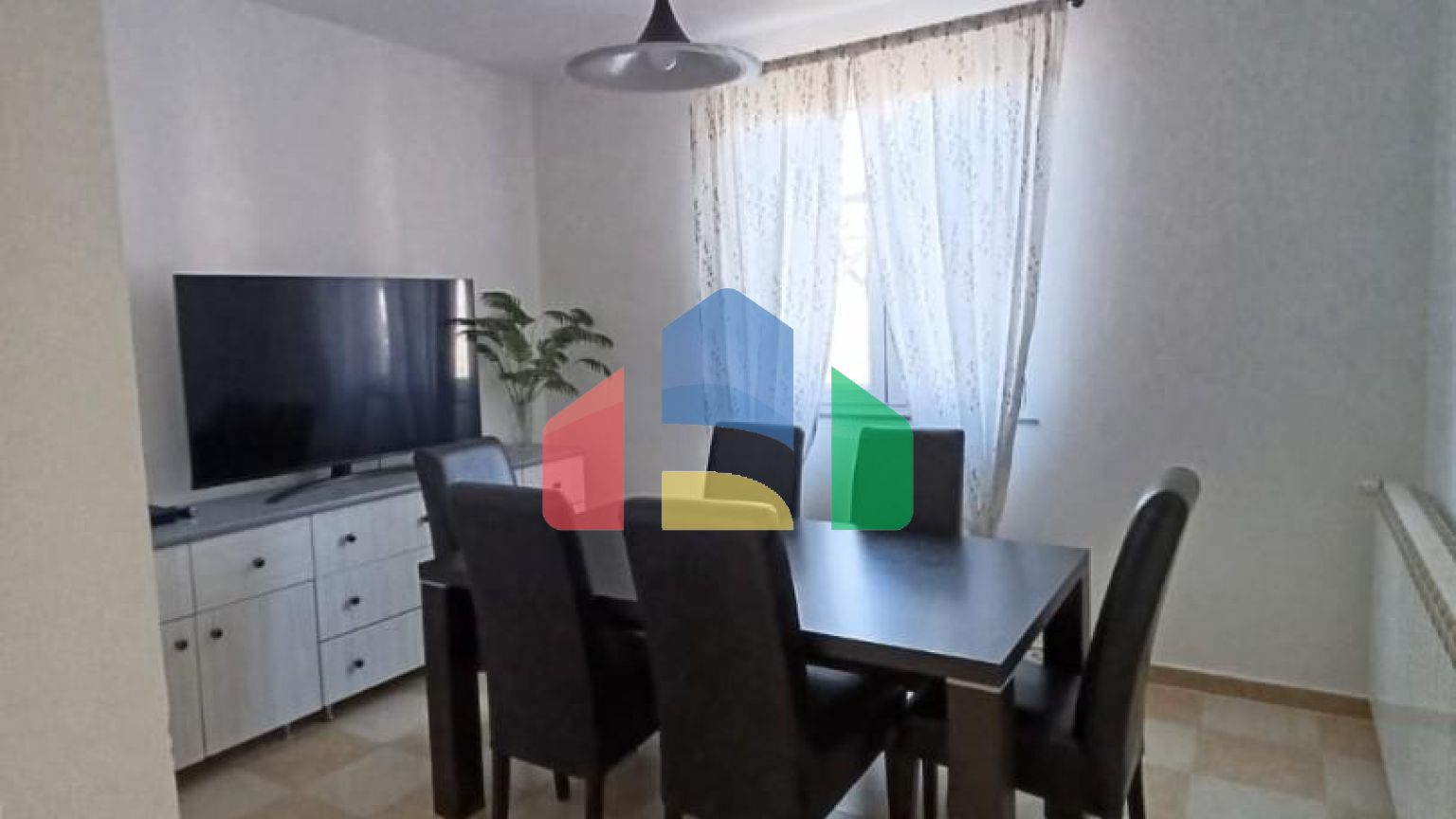 Новый дом в Баре, район Св. Ивана, идеален для жизни.