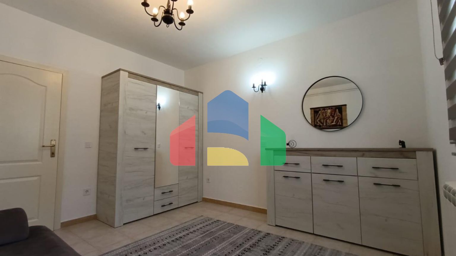 Новый дом в Баре, район Св. Ивана, идеален для жизни.