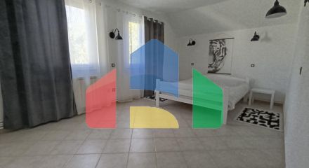 Новый дом в Баре, район Св. Ивана, идеален для жизни.